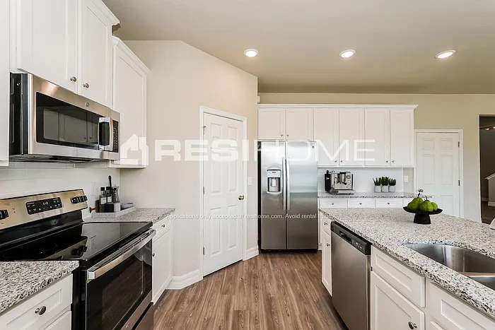 1612 Diane St — Photo 4