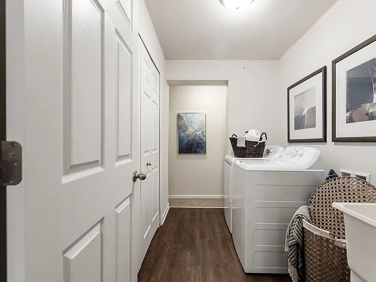 Harvard Place Apartments — Photo 60