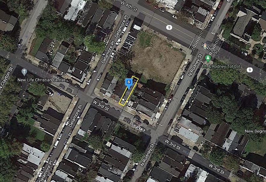 1st image of 1501 W 3rd St
