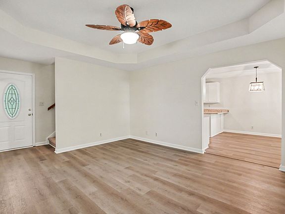 3rd image of 3660 Kendra Ct S
