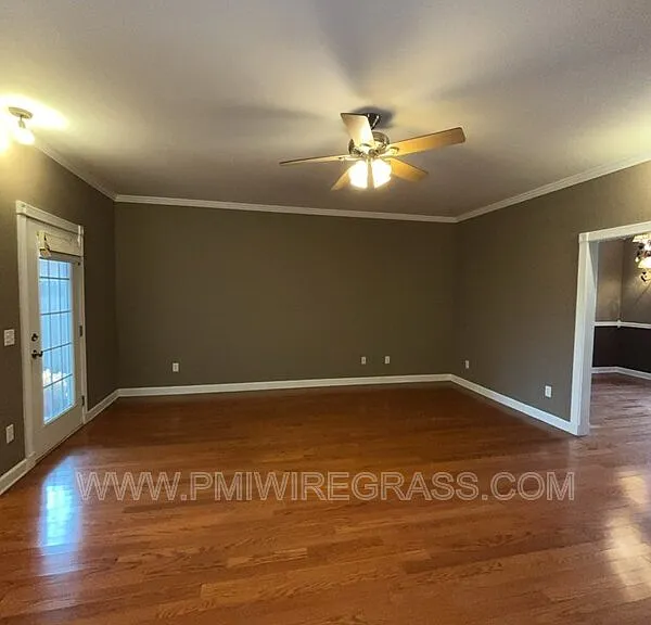 249 Windsor Garden Dr — Photo 14
