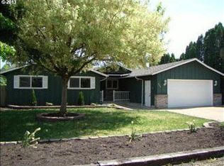 725 Arcadia Dr, Eugene, OR 97401