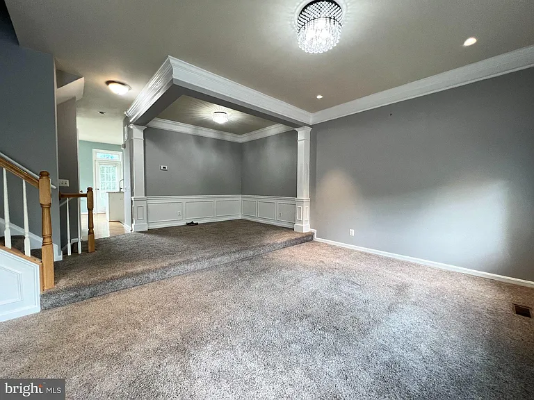 22464 Maison Carree Sq — Photo 3