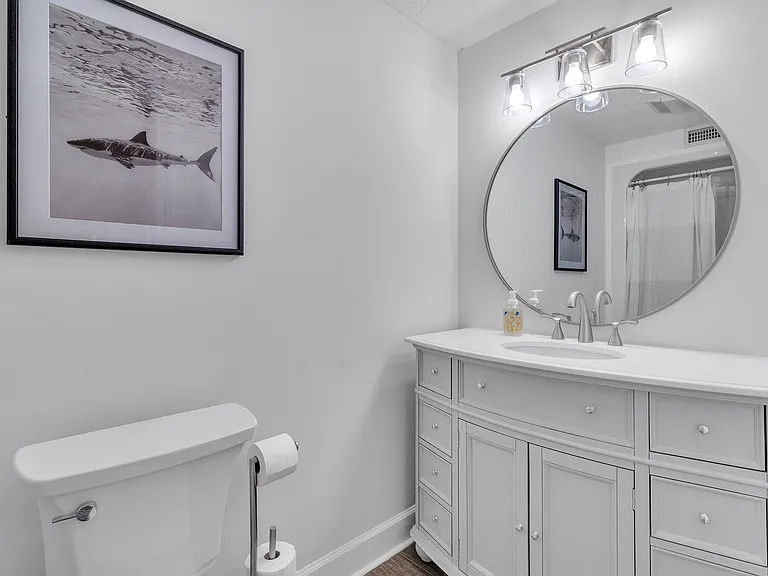 303 Holly St — Photo 9