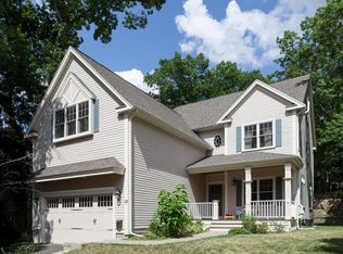 10 Larch Rd, Wellesley, MA 02482