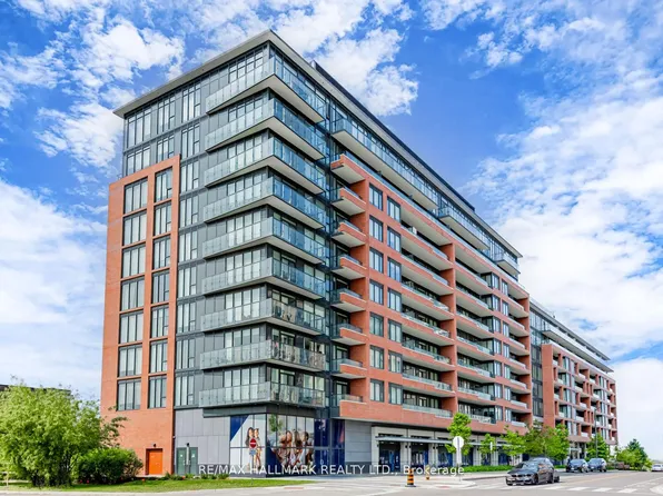 99 Eagle Rock Way, Vaughan, ON