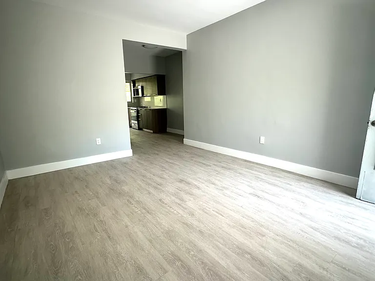 710 Meridian Ave #4 — Photo 6