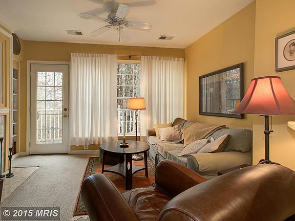 3rd image of 12787 Fair Crest Ct