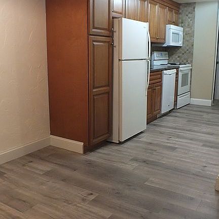 4th image of 220 Swanson Rd #602