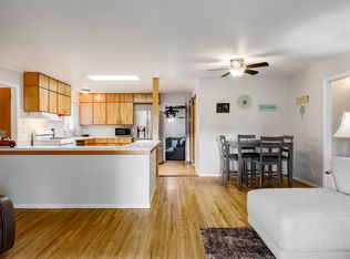 3921 Hilton Ave NE, Albuquerque, NM 87110