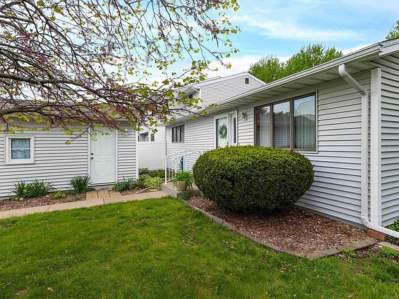 3rd image of 3545 Cedarview Ct