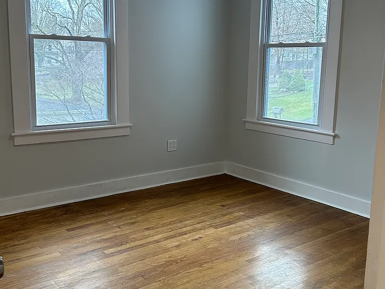 19 Pleasant Ave #2 — Photo 15