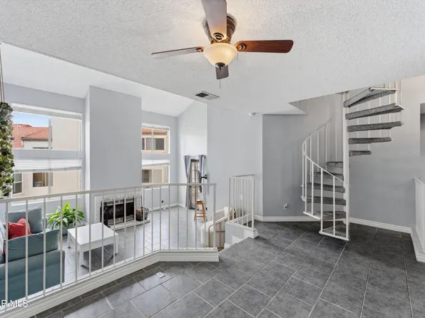 3378 Darby St Unit 438, Simi Valley, CA 93063