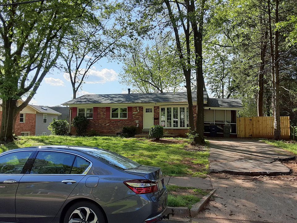 1st image of 2610 Pioneer Ln