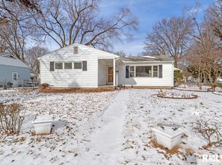 2457 Sussex Rd, Springfield, IL 62703