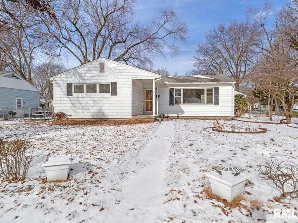 2457 Sussex Rd, Springfield, IL 62703