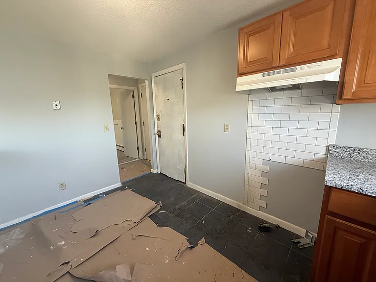 12-14 Border St #C1 — Photo 4