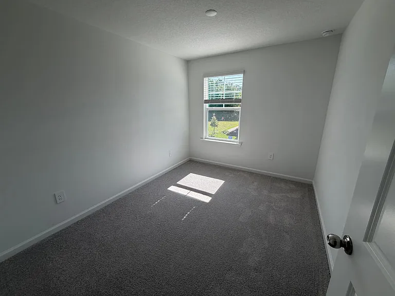 3634 SE 37th Avenue Rd — Photo 6