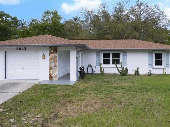 5643 W Hesse Ct, Homosassa, FL 34448