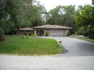 676 Brookwood Dr, Olympia Fields, IL 60461