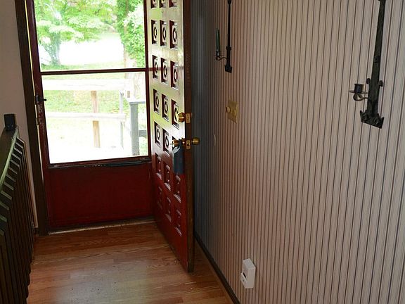 2nd image of 205 Beacon Tree Way