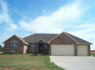 3940 Darril Rd, Edmond, OK 73003