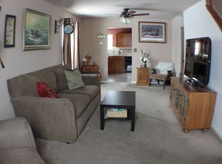 4105 Appleseed Dr, Coplay, PA 18037