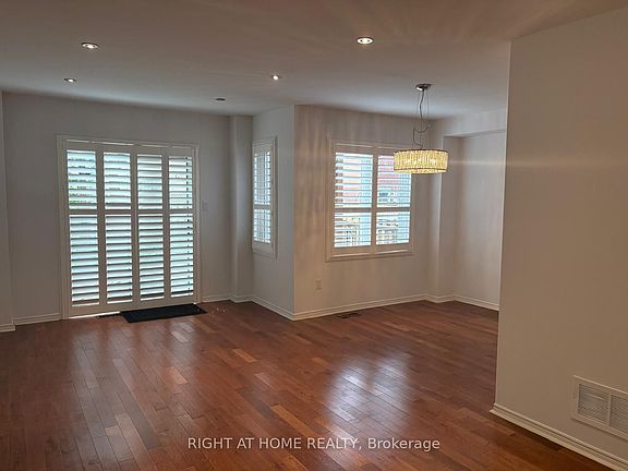 2nd image of 55 Sunley Cres