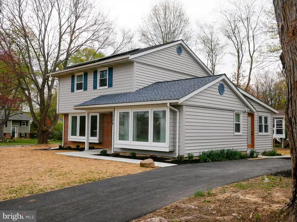 106 Lamport Rd, Reisterstown, MD 21136