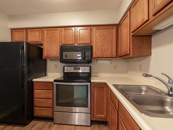 4th image of 7150 E Main St APT B208