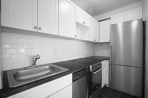 1st image of 310 E 44th St APT 1603