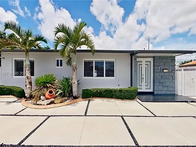 3030 SW 96th Ave