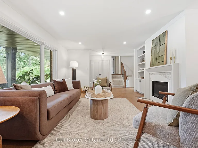 571 Leonard Ct — Photo 9