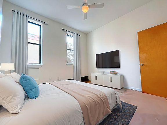 3rd image of 304 Pleasant Ave APT 5R