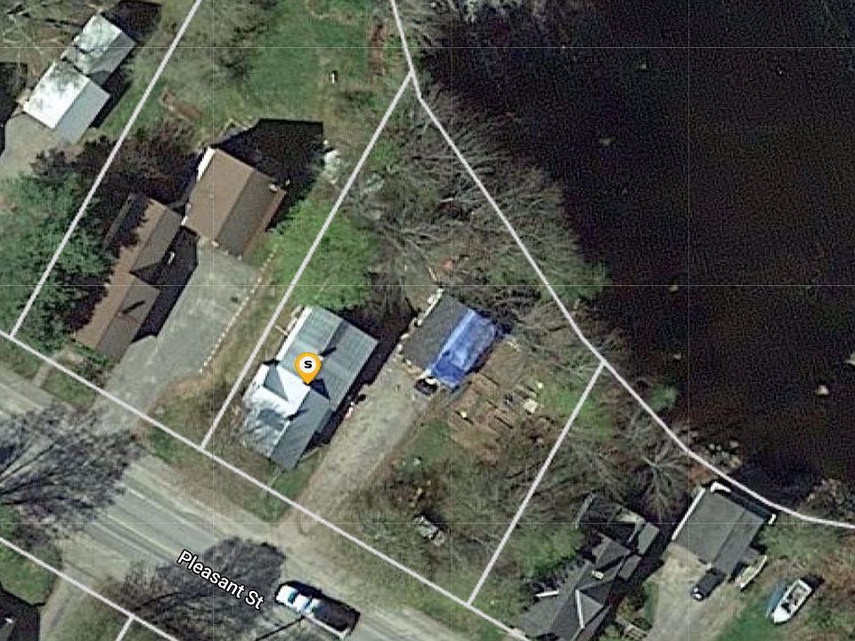 284 E Main St, Dover Foxcroft, ME 04426 Zillow