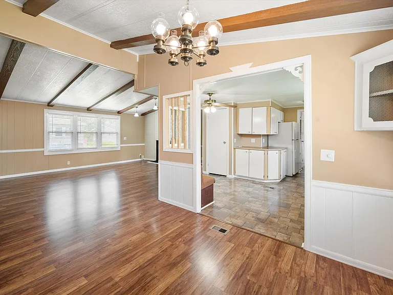6027 Highliner Dr — Photo 5