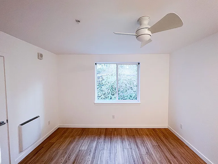 Leeward Apartments — Photo 48
