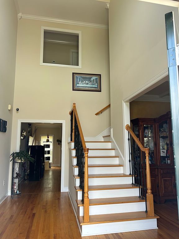 112 Rainbow Glen Cir - Property Image