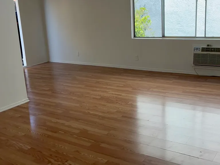 1343 N Sierra Bonita Ave #10 — Photo 25