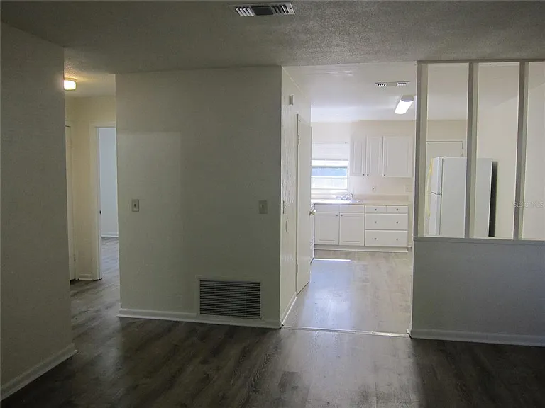 37 NE 21st Ter #B — Photo 7