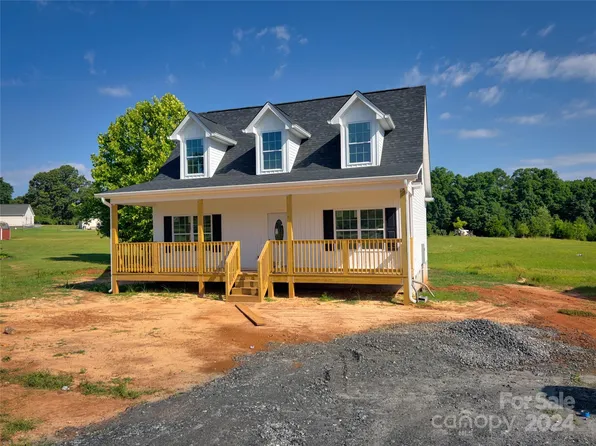 248 Spring St, Ellenboro, NC 28040