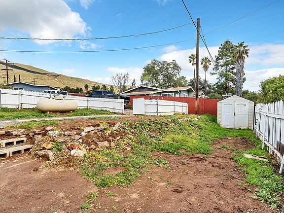 5th image of 1224 Willowside Ter