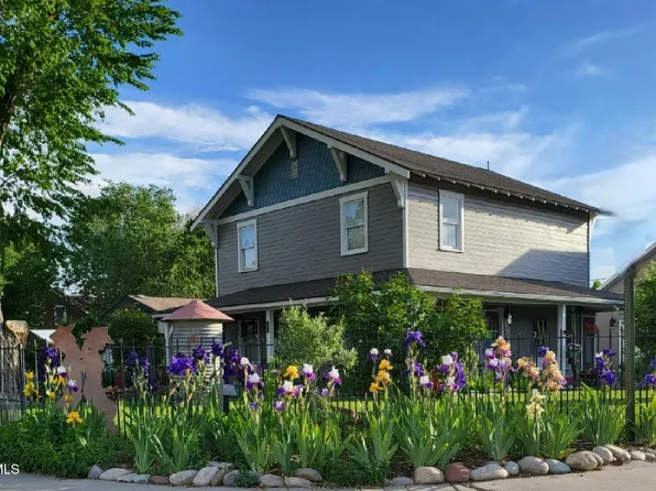 497 Denver Ave, De Beque, CO 81630