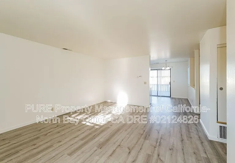7909 Swartz Ave #B — Photo 6