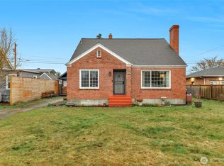 1923 5th St, Marysville, WA 98270