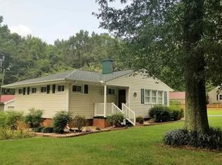 915 Oxford Rd, Roxboro, NC 27573