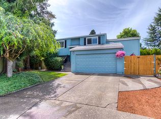 17380 SW Washington Ct, Beaverton, OR 97078
