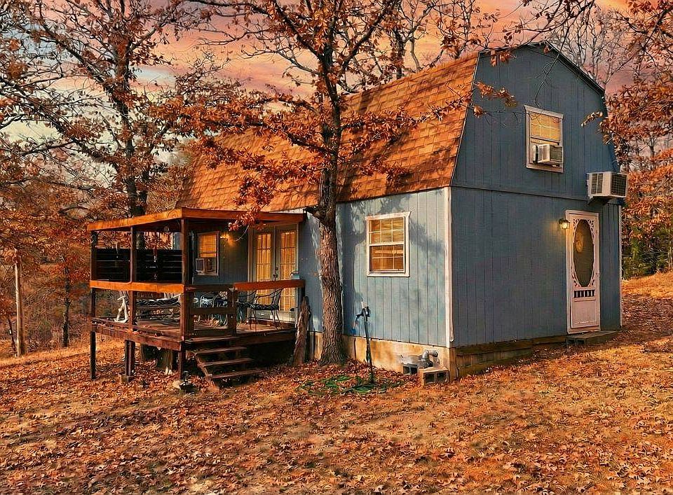 1st image of 2448 Arapaho Rd