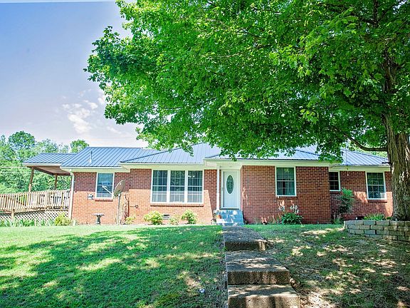 2nd image of 102 Cedar Hill Dr
