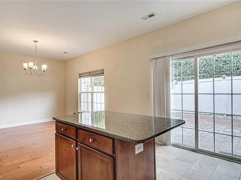 3970 Fountain Village Ln — Photo 5